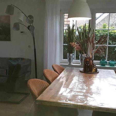 브리잔드 Groot Familiehuis Voor 6 Personen In Landelijke, Rustige Omgeving 빌라 외부 사진
