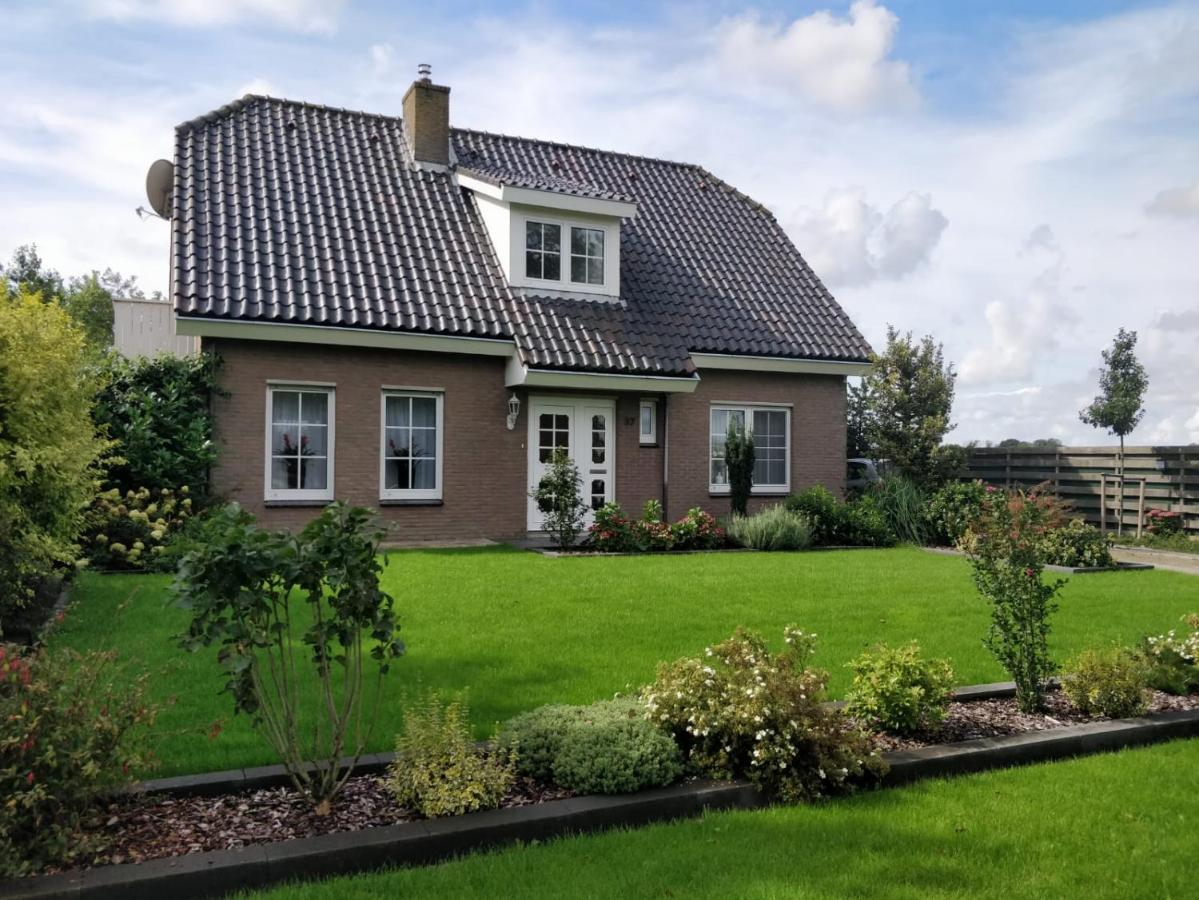 브리잔드 Groot Familiehuis Voor 6 Personen In Landelijke, Rustige Omgeving 빌라 외부 사진