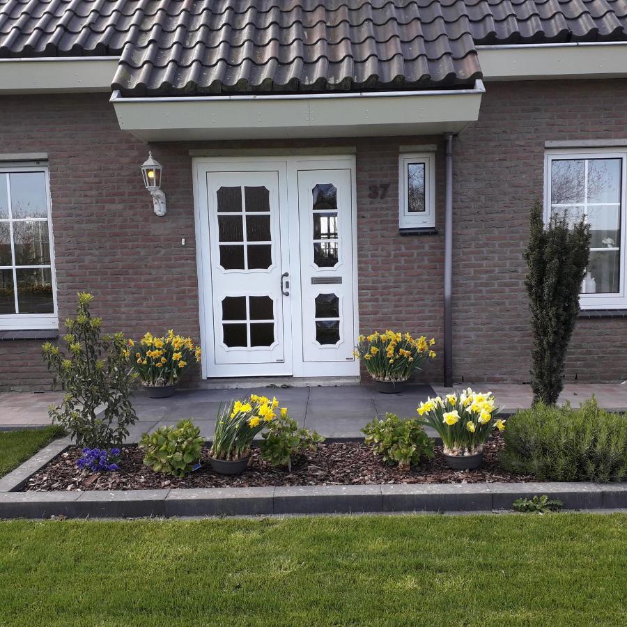 브리잔드 Groot Familiehuis Voor 6 Personen In Landelijke, Rustige Omgeving 빌라 외부 사진