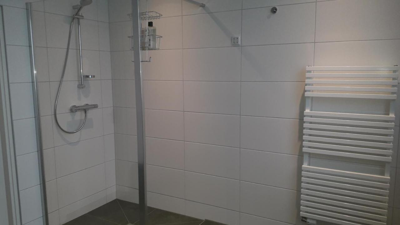 브리잔드 Groot Familiehuis Voor 6 Personen In Landelijke, Rustige Omgeving 빌라 외부 사진